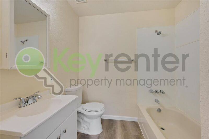 Apartment for rent at 1065 Santiago Ave #6, Sacramento, CA 95815