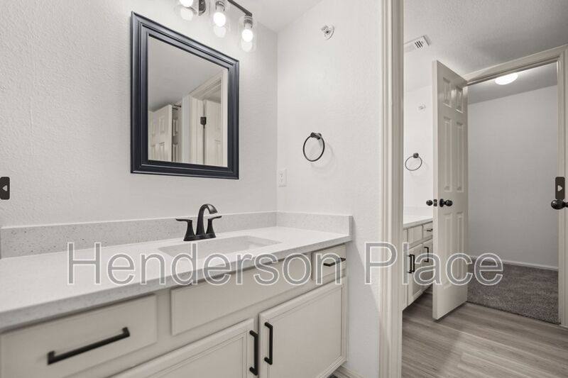 Apartment for rent at 170 Henderson St #3203, Midlothian, TX 76065