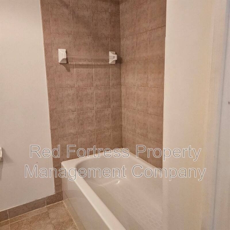 Apartment for rent at 8326 Bernwood Cove Lp #907, Fort Myers, FL 33966