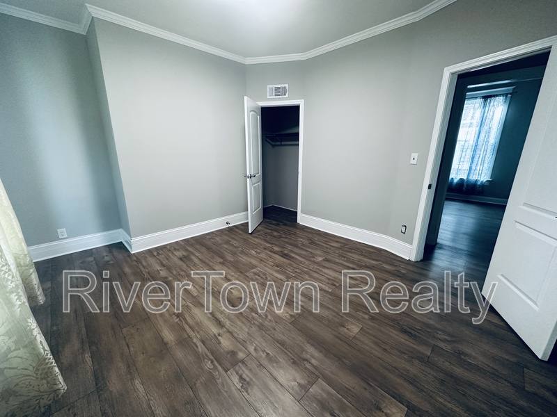 House for rent at 215 N Bellevue Blvd #1, Memphis, TN 38105