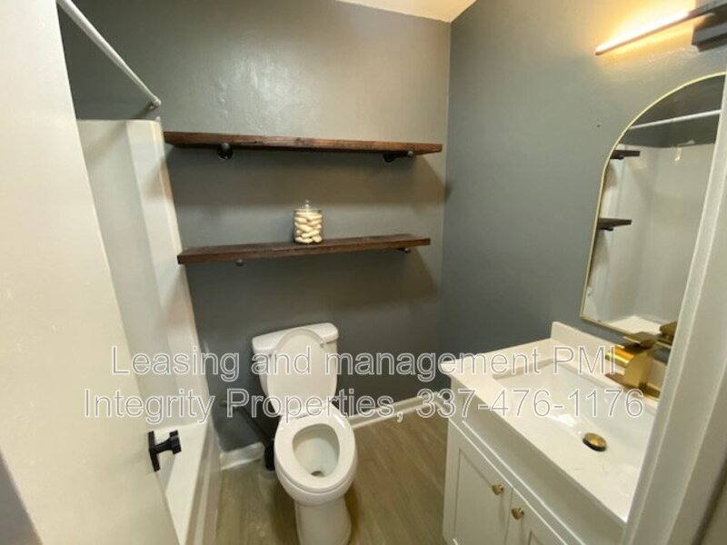 2339 Robley Dr, Lafayette, LA 70503 - Townhouse for Rent - Image 7