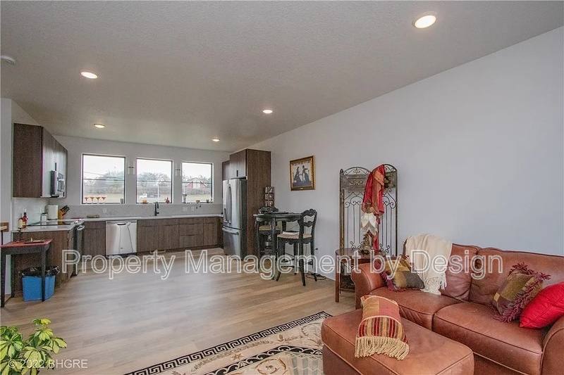 Townhouse for rent at 1371 Keosauqua Way #1, Des Moines, IA 50309
