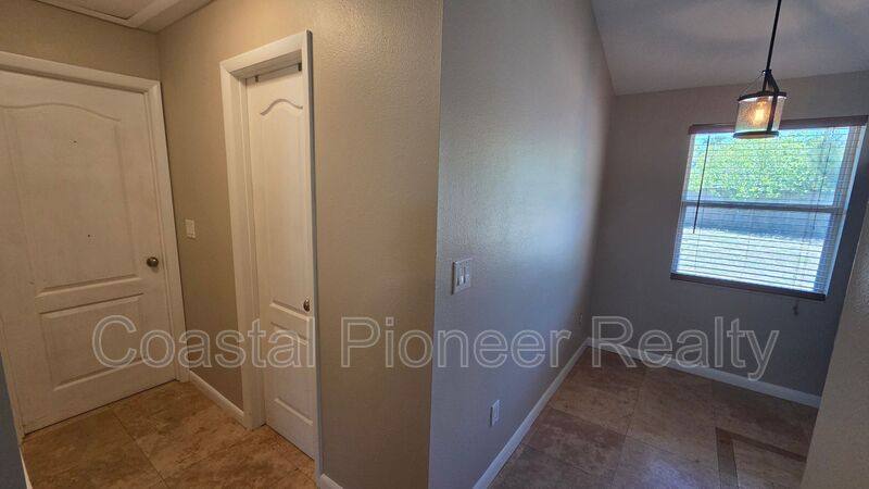 House for rent at 541 Roanoke St, Dunedin, FL 34698