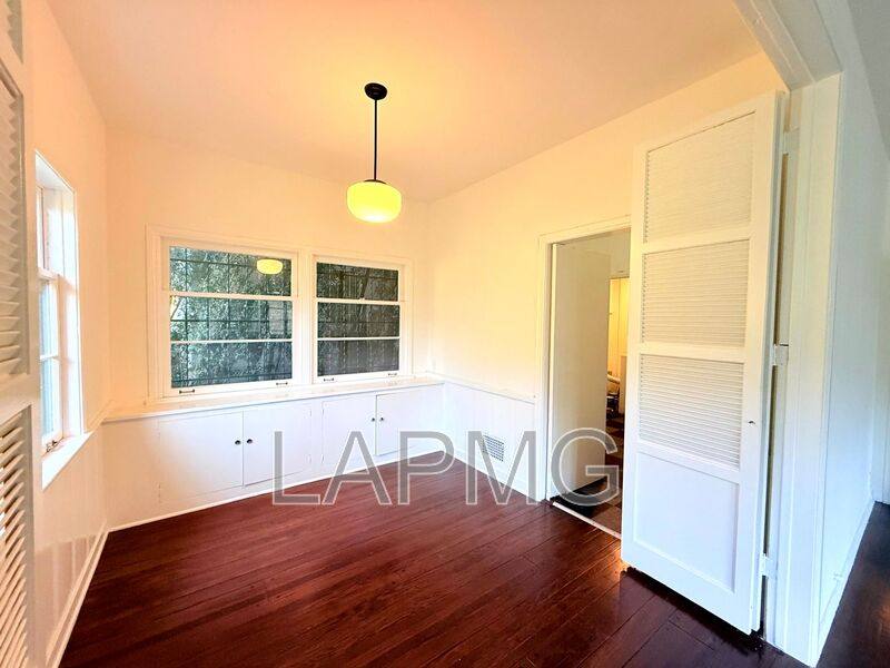 Townhouse for rent at 7660 Hollywood Blvd, Los Angeles, CA 90046