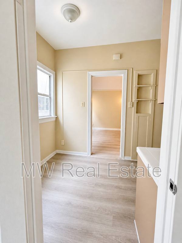 Apartment for rent at 4017 W 28th St #9, Los Angeles, CA 90018