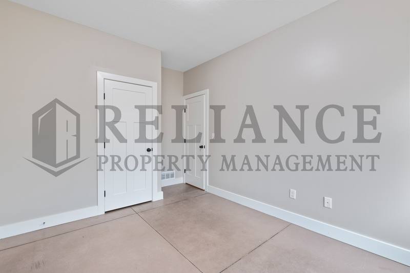 House for rent at 3325 E Aster St, Derby, KS 67037