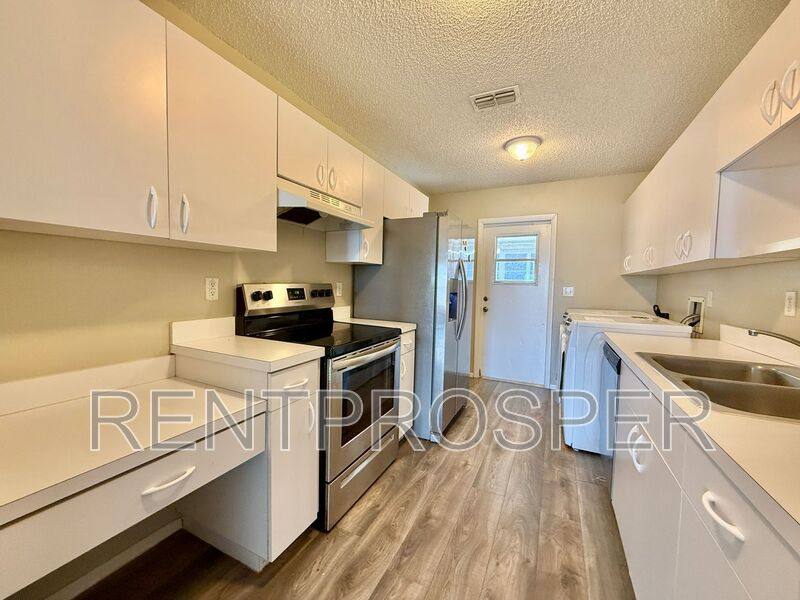 Condo for rent at 350 Winter Ridge Blvd, Winter Haven, FL 33881