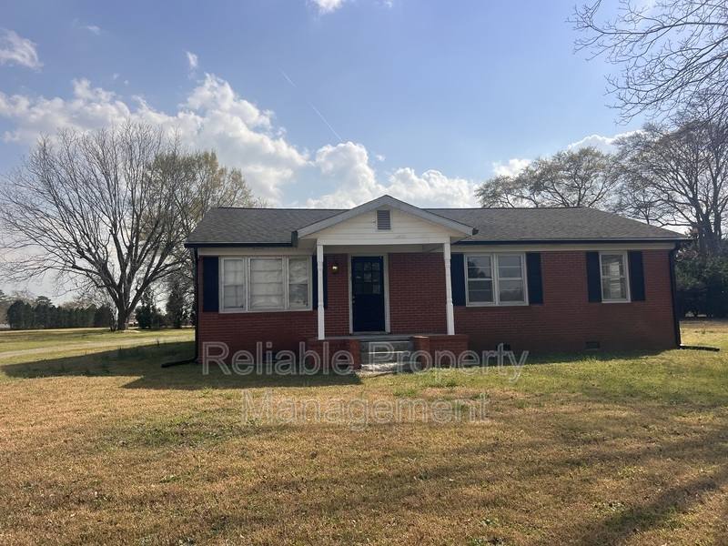 House for rent at 1638 Evans Rd, Princeton, NC 27569