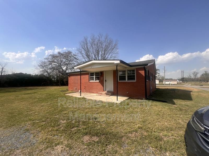 House for rent at 1638 Evans Rd, Princeton, NC 27569