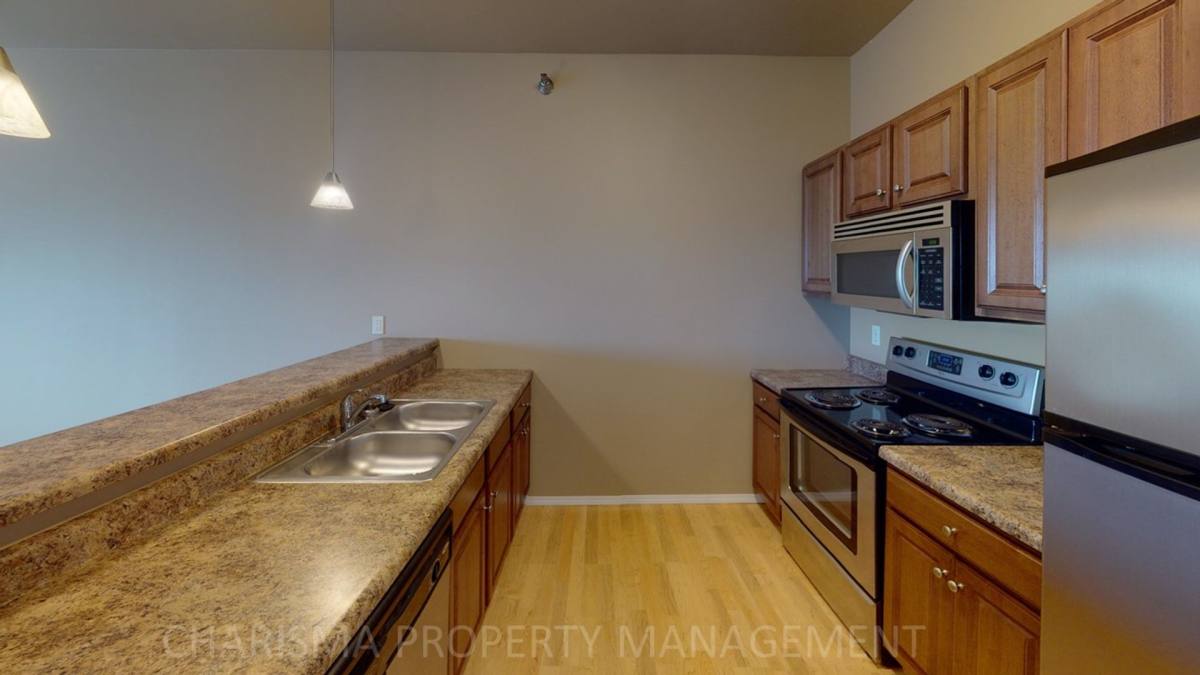 705 S Eighth Ave, Brandon, SD 57005 - Apartment for Rent - Image 8