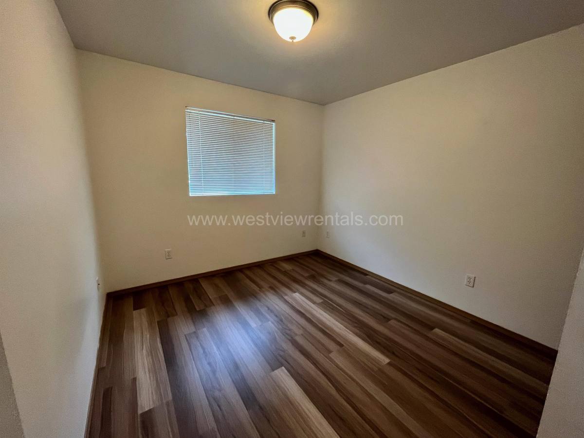Apartment for rent at 524 32nd St #402, Bellingham, WA 98225