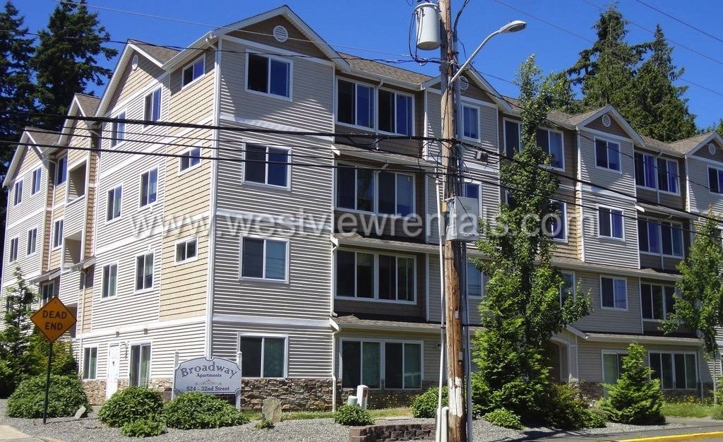 Apartment for rent at 524 32nd St #402, Bellingham, WA 98225