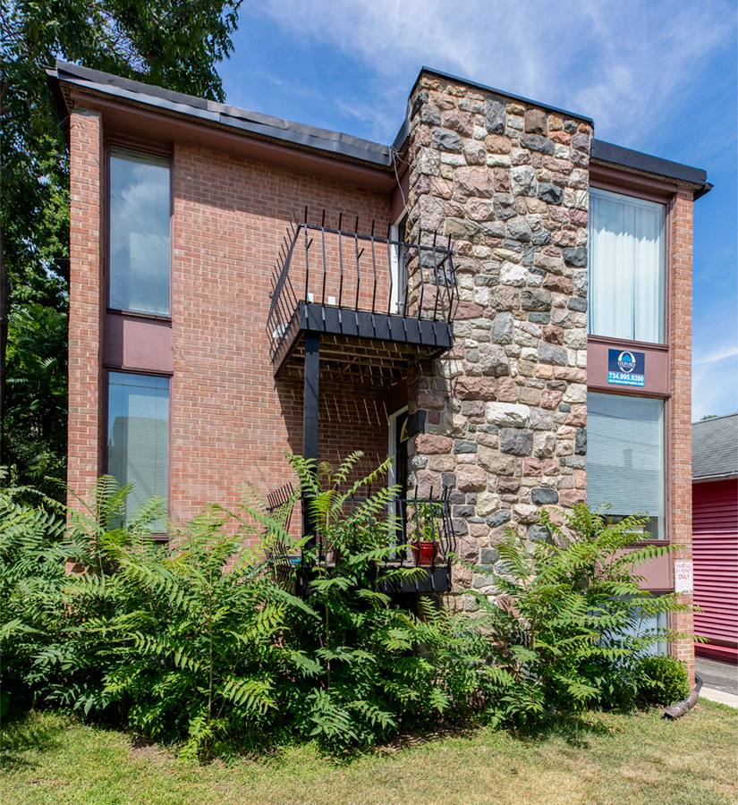 Apartment for rent at 927 E Ann #927-4, Ann Arbor, MI 48104