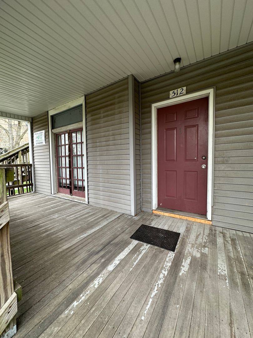 Apartment for rent at 512 W University Ave, Champaign, IL 61820