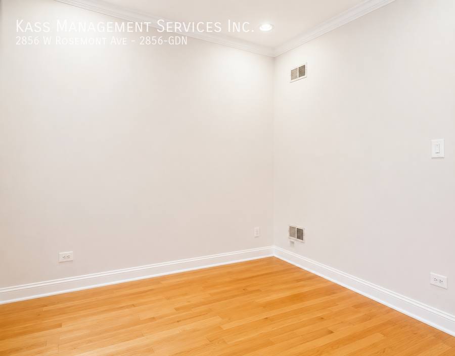 Apartment for rent at 2856 W Rosemont Ave #GDN, Chicago, IL 60659