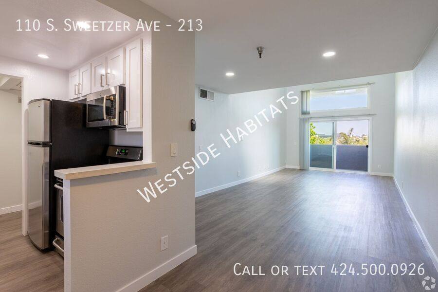 Apartment for rent at 110 S Sweetzer Ave, Los Angeles, CA 90048