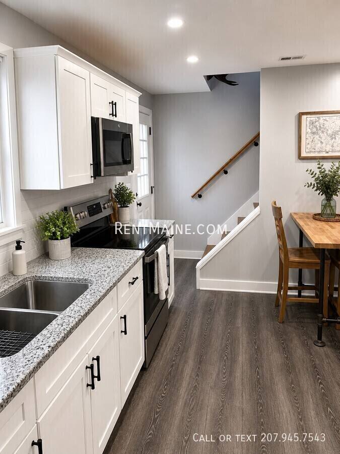 Apartment for rent at 101 Kennebec Rd, Hampden, ME 04444