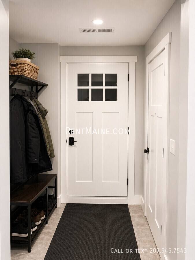 Apartment for rent at 101 Kennebec Rd, Hampden, ME 04444