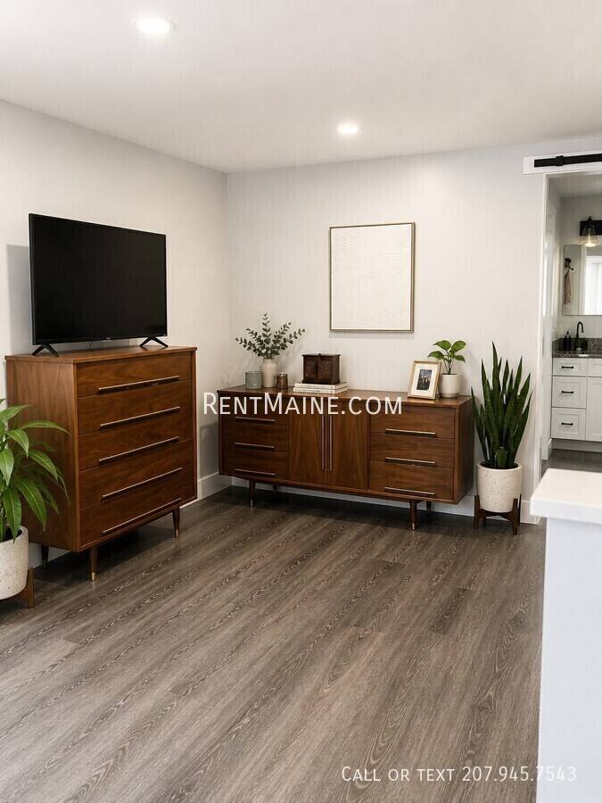 Apartment for rent at 101 Kennebec Rd, Hampden, ME 04444