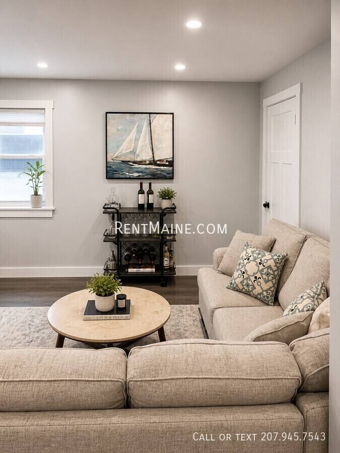 Apartment for rent at 101 Kennebec Rd, Hampden, ME 04444