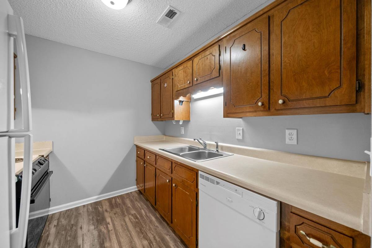 Apartment for rent at 1237 Parkway Place, Clarksville, TN 37042