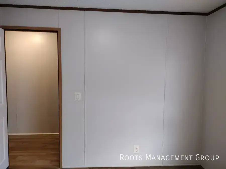 Apartment for rent at 124 Cherry Hill Dr #124, Flint, MI 48504