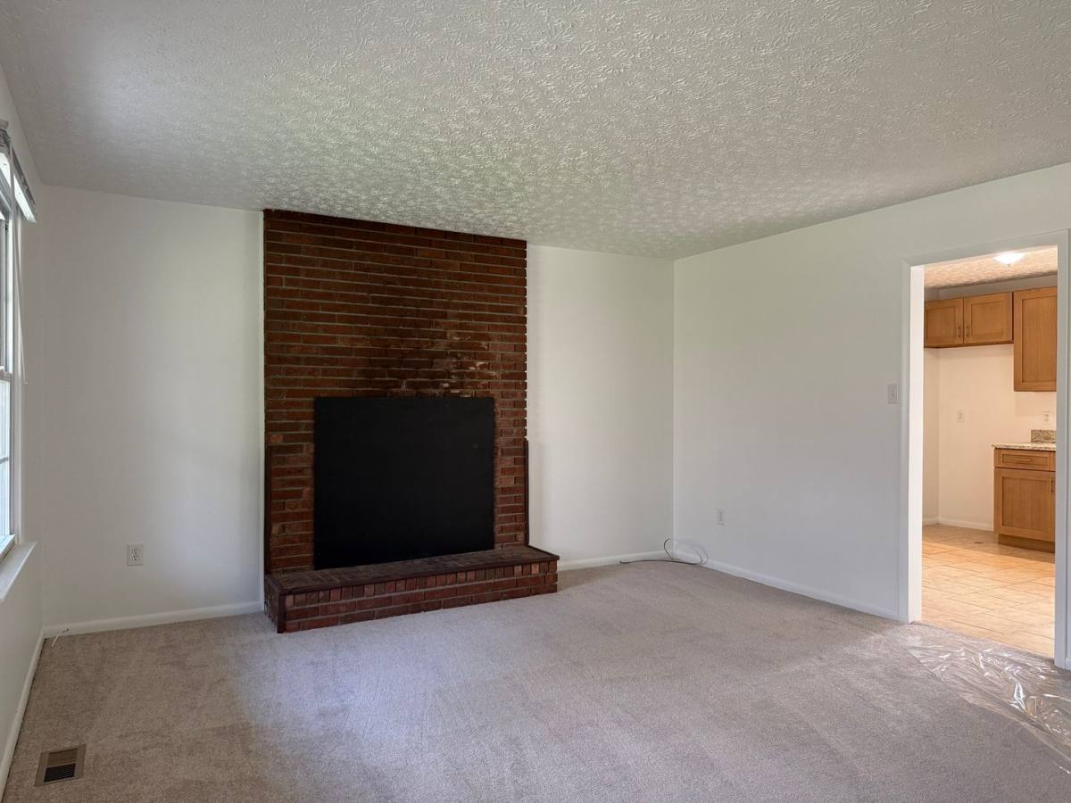 House for rent at 34 Fortune St, Black Mountain, NC 28711