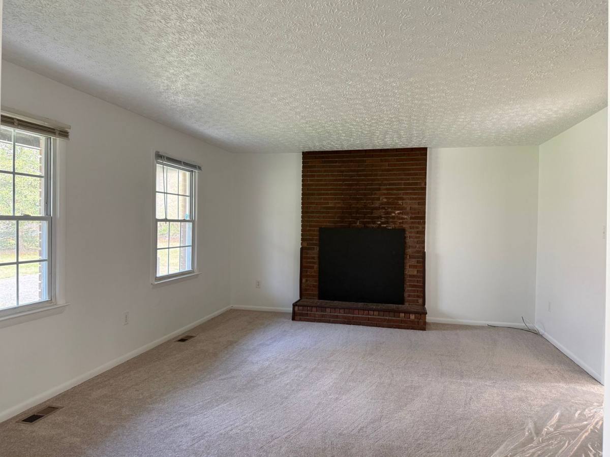 House for rent at 34 Fortune St, Black Mountain, NC 28711