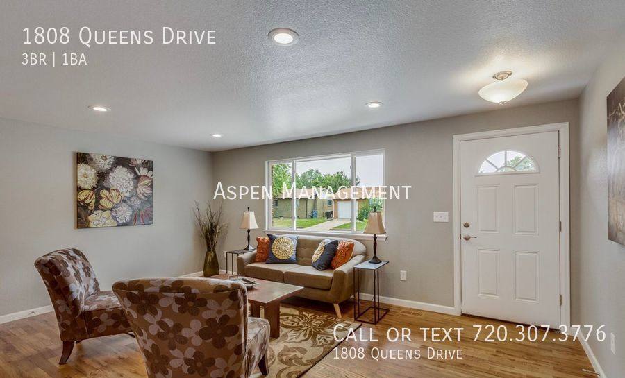 House for rent at 1808 Queens Dr, Longmont, CO 80501
