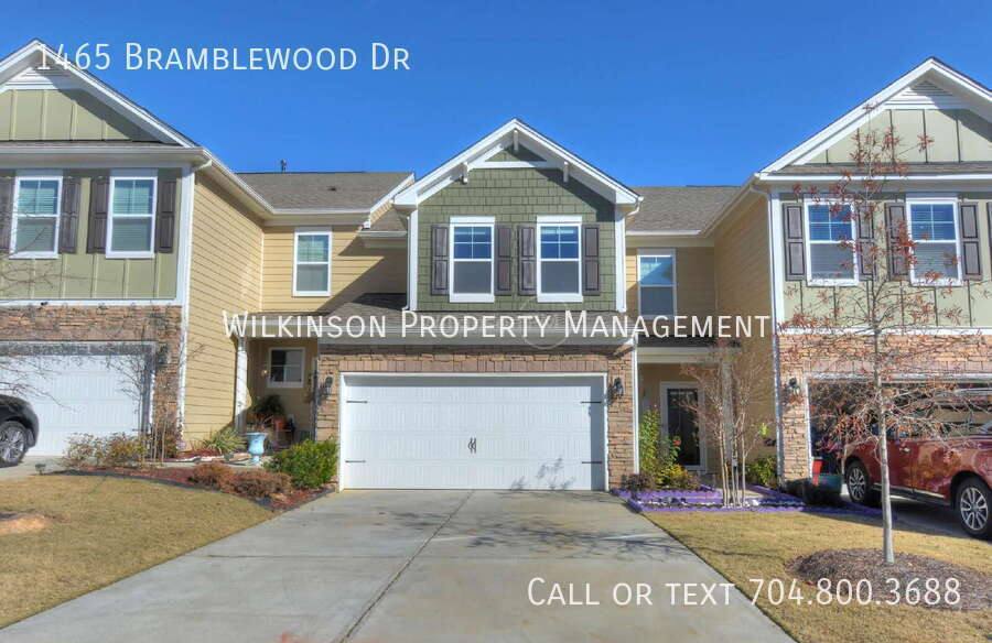 Townhouse for rent at 1465 Bramblewood Dr, Fort Mill, SC 29708