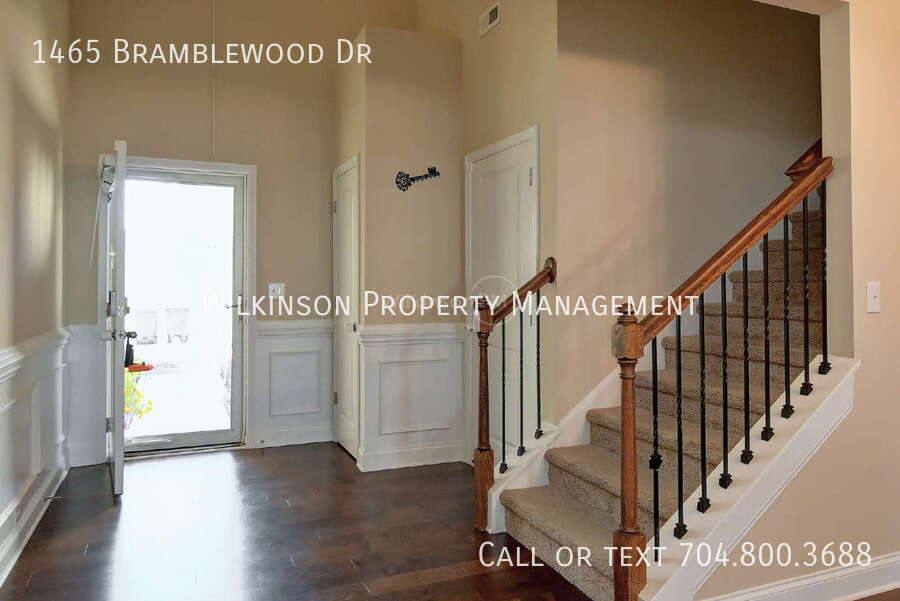 Townhouse for rent at 1465 Bramblewood Dr, Fort Mill, SC 29708