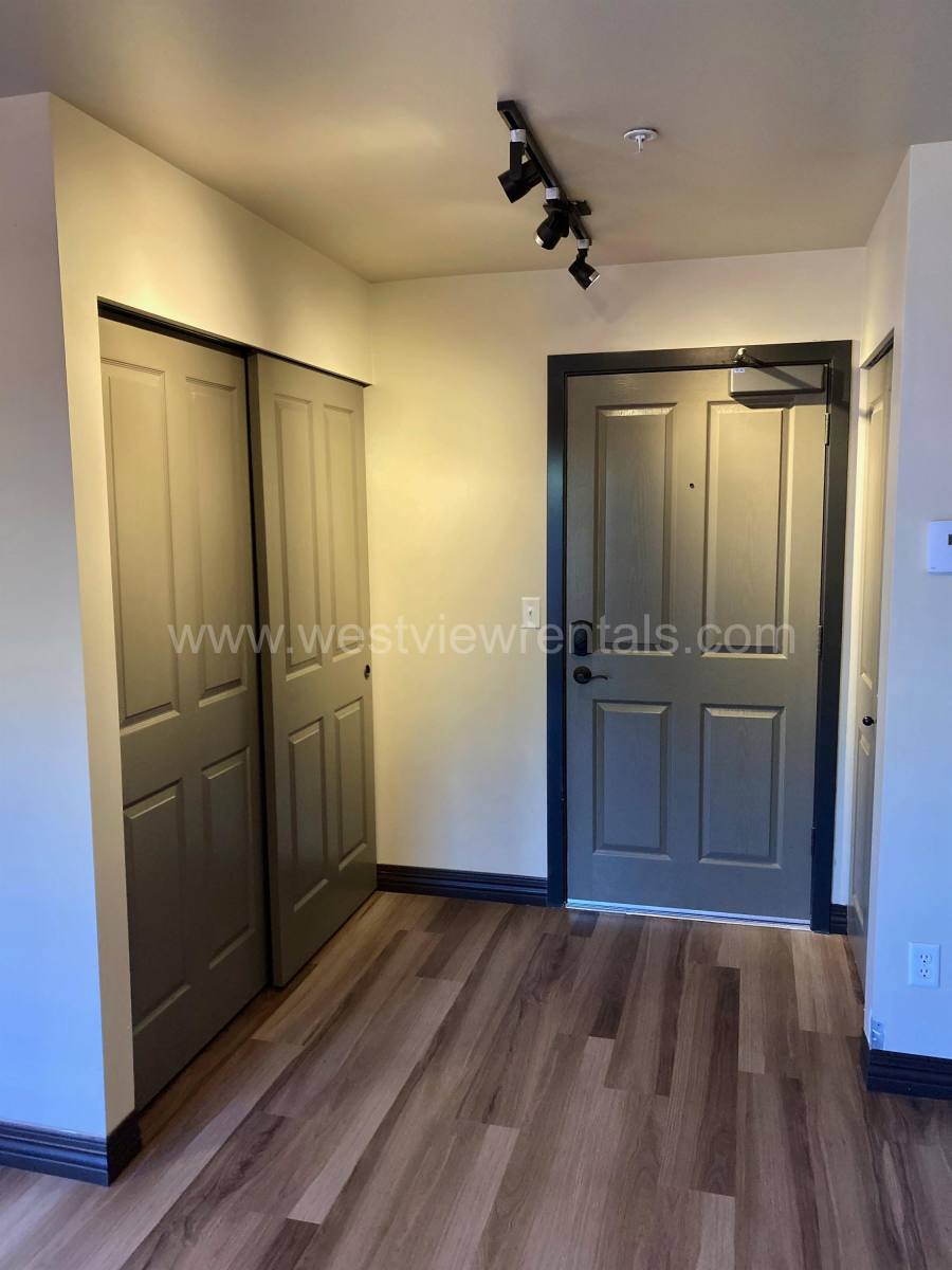Apartment for rent at 112 E Maple St #506, Bellingham, WA 98225
