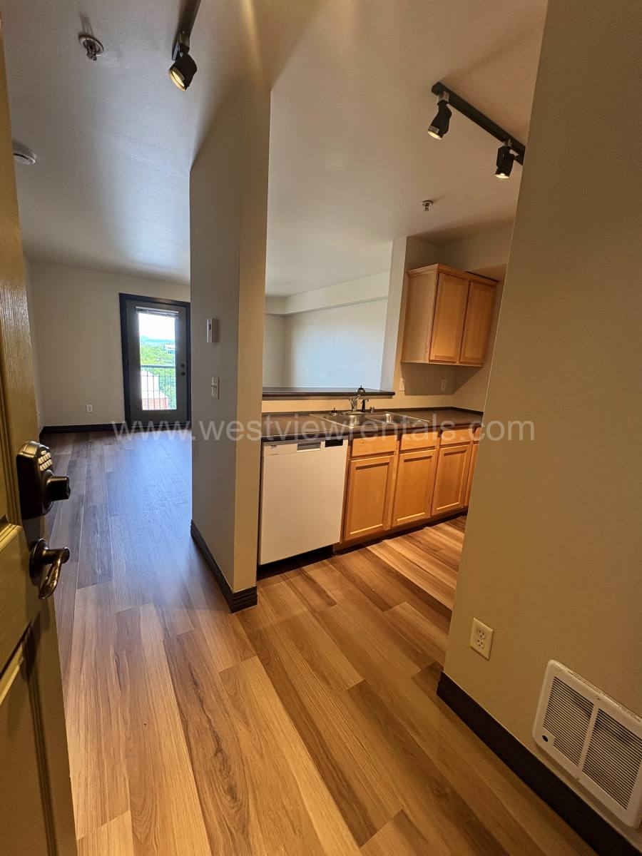 Apartment for rent at 112 E Maple St #503, Bellingham, WA 98225