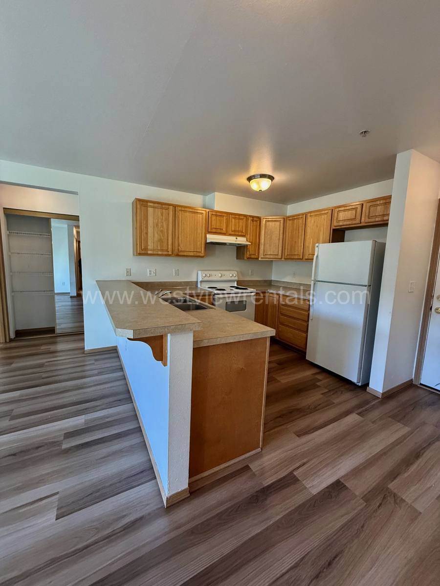 Apartment for rent at 524 32nd St #305, Bellingham, WA 98225