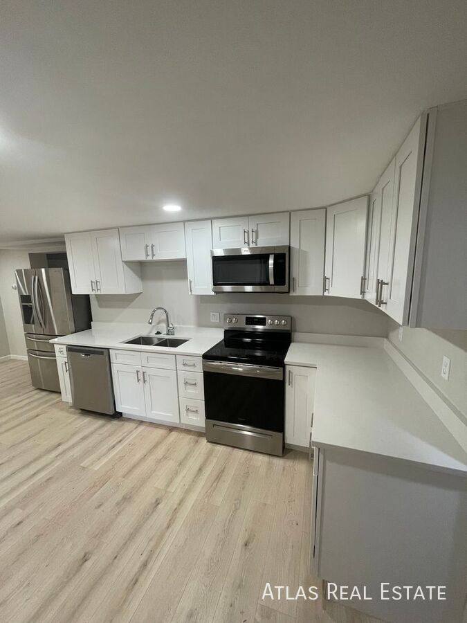 Townhouse for rent at 3210 W Longfellow Place #C, Denver, CO 80221