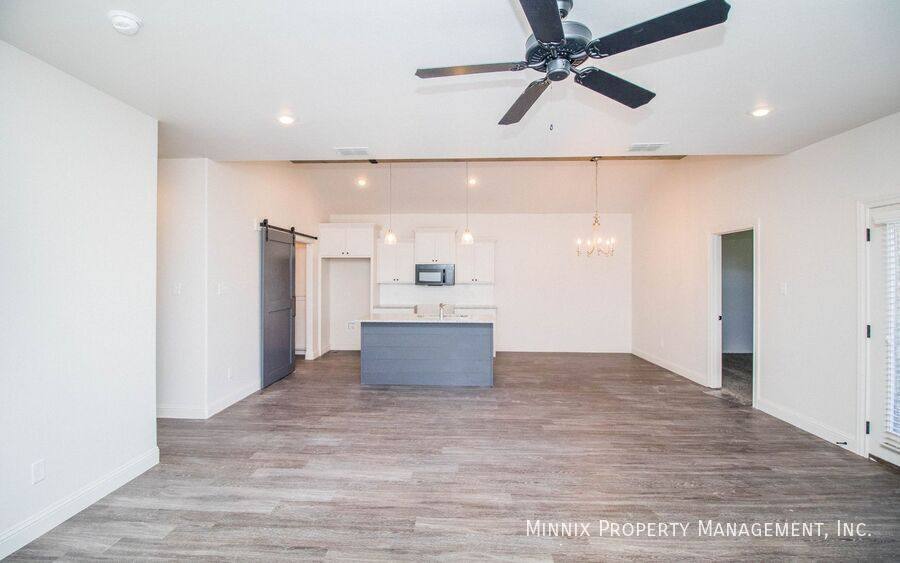 Townhouse for rent at 1603 102nd St #A, Lubbock, TX 79423