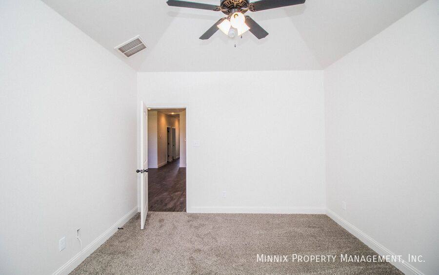 Townhouse for rent at 1603 102nd St #A, Lubbock, TX 79423