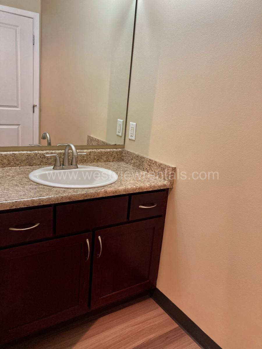 Apartment for rent at 200 E Maple St #412, Bellingham, WA 98225