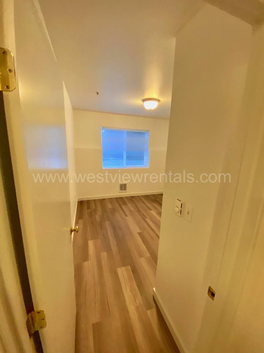 Apartment for rent at 524 32nd St #102, Bellingham, WA 98225