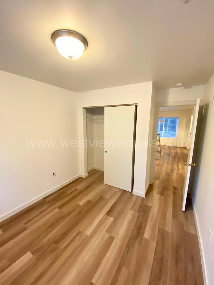 Apartment for rent at 524 32nd St #102, Bellingham, WA 98225