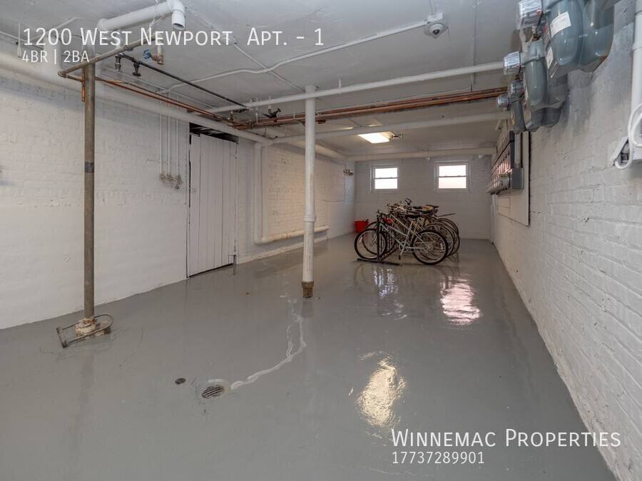 Apartment for rent at 1200 W Newport #1, Chicago, IL 60657