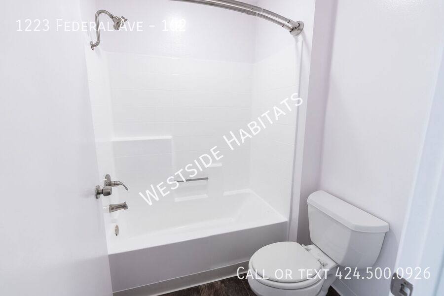Apartment for rent at 1223 Federal Ave #102, Los Angeles, CA 90025