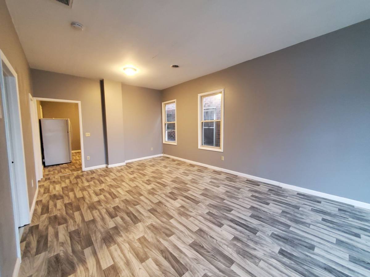 Apartment for rent at 159 Main St, Cohoes, NY 12047