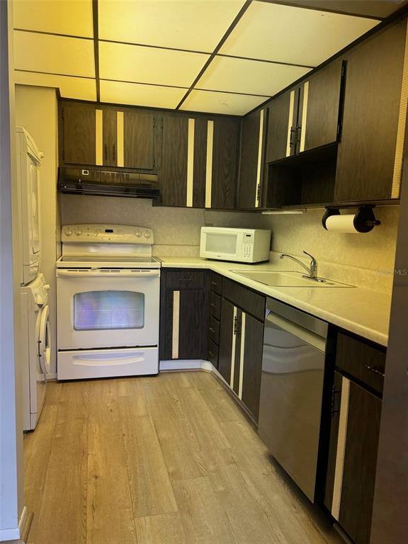 Townhouse for rent at 210 Elliot Ave #135, Sarasota, FL 34232