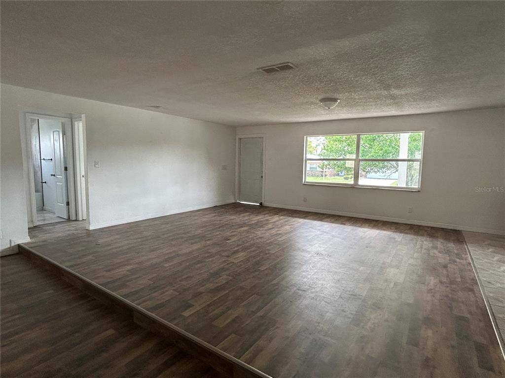 Apartment for rent at 1315 Laurel Dr, Daytona Beach, FL 32117