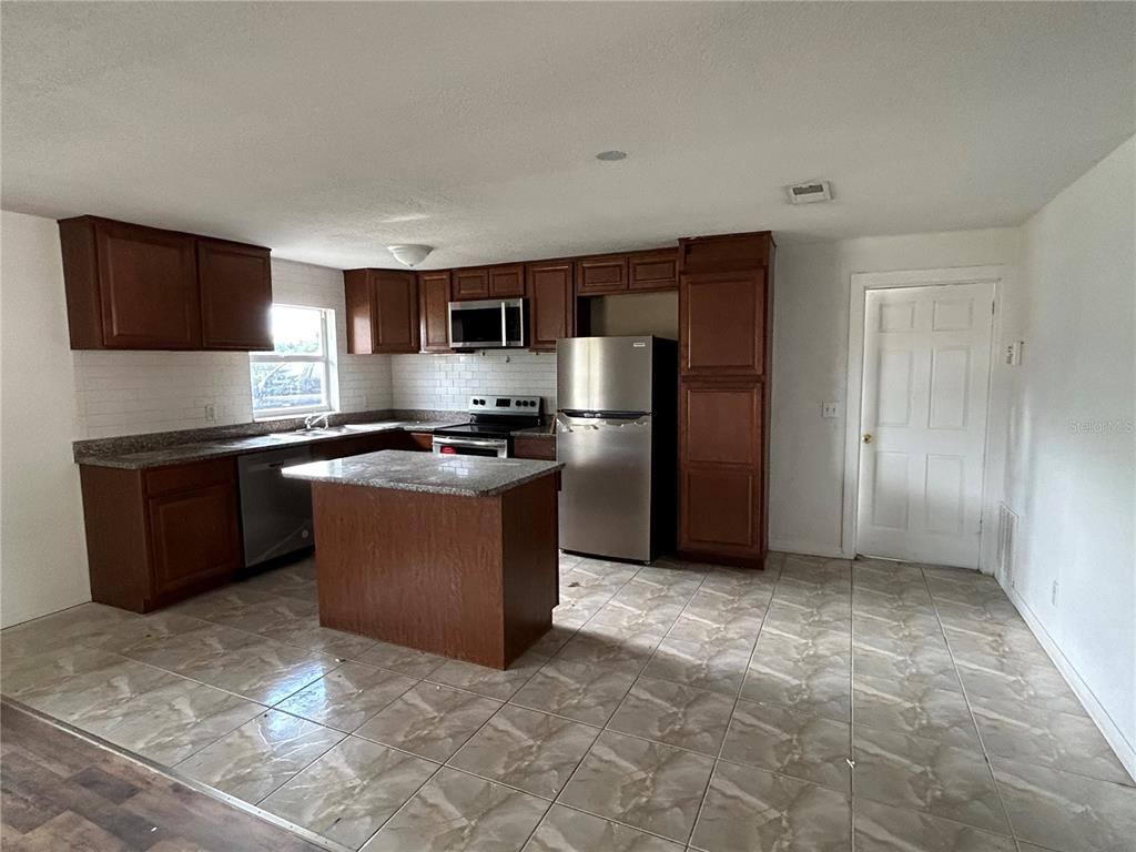 Apartment for rent at 1315 Laurel Dr, Daytona Beach, FL 32117