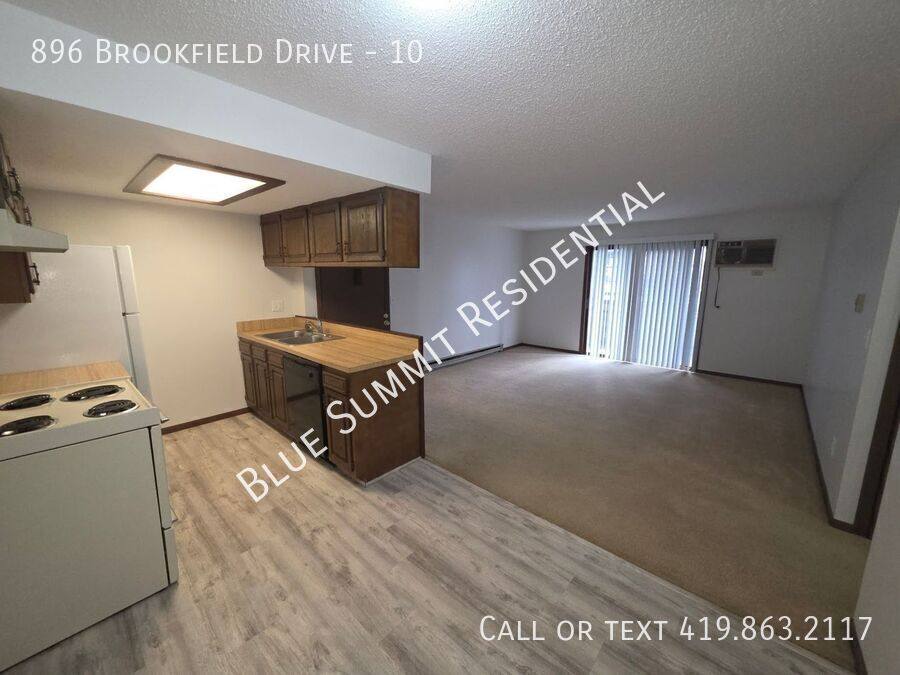 Apartment for rent at 896 Brookfield Dr #10, Mansfield, OH 44907