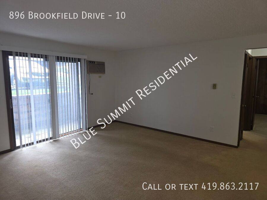 Apartment for rent at 896 Brookfield Dr #10, Mansfield, OH 44907