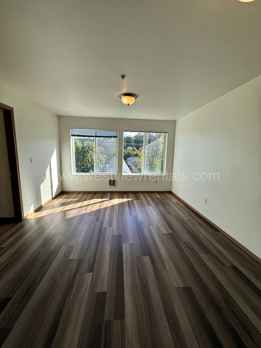 Apartment for rent at 524 32nd St #404, Bellingham, WA 98225