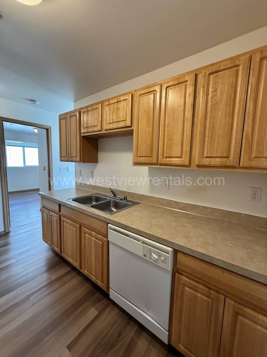 Apartment for rent at 524 32nd St #404, Bellingham, WA 98225